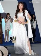 性感cosplay電玩展登場。（記者邱榮吉/攝影）