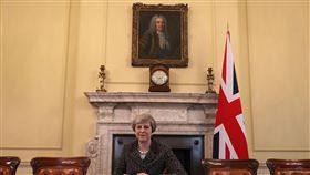 英國、脫歐、首相梅伊簽署信函啟動英國脫離歐洲聯盟程序（圖／路透社／達志影像）