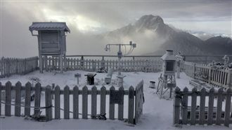 玉山降雪了！氣象局：整週都有機會