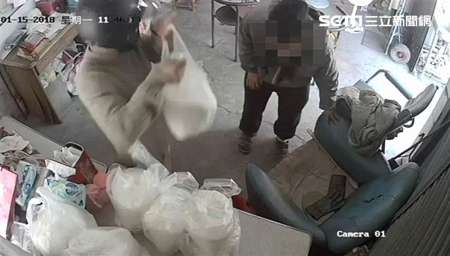 米伯「視茫茫」惡男竟偷米還裝熟閒聊