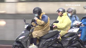 騎車冷吱吱！「三明治式」穿搭最保暖