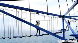 郵輪獨創海上VR！高空滑索飛躍大海