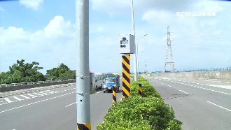 年拍近8千張　新測速機「會轉向」