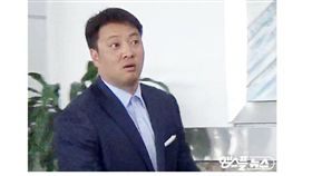 ▲看到樂天巨人球星李大浩在台灣人氣，蔡泰仁大吃一驚。（圖／截自韓國媒體）