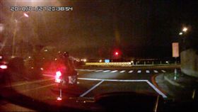 酒駕,台中,台中港,攔查.臨檢　圖／翻攝畫面