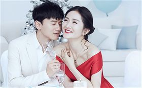 張杰，謝娜。(翻攝自微博)