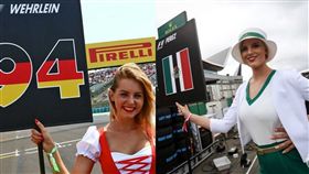 F1宣布賽車女郎走入歷史　女權團體支持大讚秒「宣傳」
賽車女郎
合成圖／翻攝自f1max33 & immywatt IG
https://www.instagram.com/f1max33/
https://www.instagram.com/immywatt/