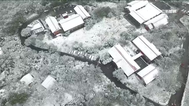 陽明山周末可望飄雪　上山追雪有攻略