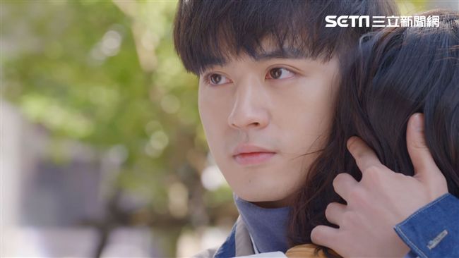 小樂熟度爆表！單挑藍鈞天霸氣護鍾瑶