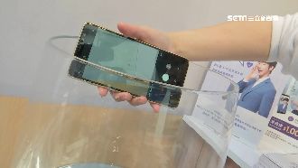 拍照強又防水防塵　三星A8高CP值