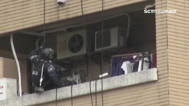 警垂降抓詐騙首腦　加碼破大麻養殖林