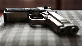 開槍,槍支,自盡（圖／翻攝自Pixabay）