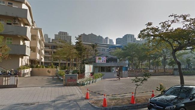 國小門前驚現國造煙霧彈　急通知軍方