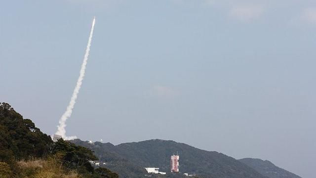 世界最小型迷你運載火箭　日成功發射