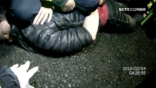 9年前酒駕撞死人　今又闖屋打傷4人