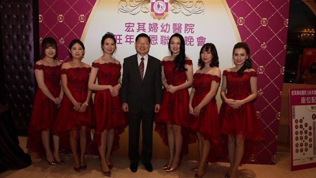 宏其婦幼辦尾牙　寶島歌王李炳輝獻唱