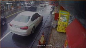 影／台灣鯛？「點湯包」車停店門口　BMW女沒付錢急落跑
「爆料公社」臉書