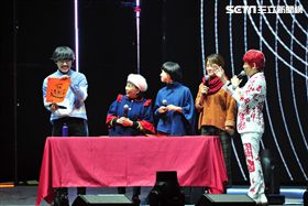 盧廣仲自嘲春聯寫得不怎麼樣