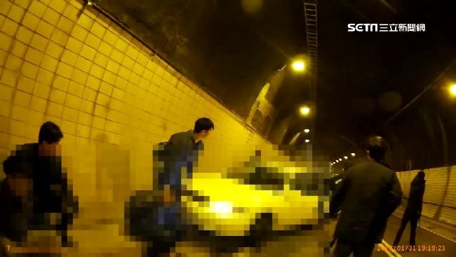 警隧道內包抄　毒販成「甕中鱉」遭逮