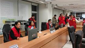 行政院長賴清德及政院相關人員亦進駐應變中心。（行政院提供）