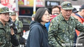 總統蔡英文前往花蓮勘災聽取簡報 圖／記者林敬旻攝