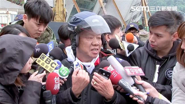 受困達11小時　雲門翠堤8旬翁獲救