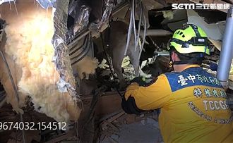 搜救犬立功！發現受困者狂吠猛搖尾巴