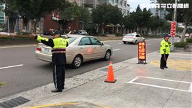 交通管制。（圖／台北市政府警察局內湖分局提供）