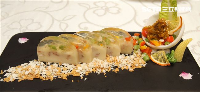 老母雞也有春天傳承與創新，老母雞實用料理大賽開跑囉。（記者邱榮吉/攝影）