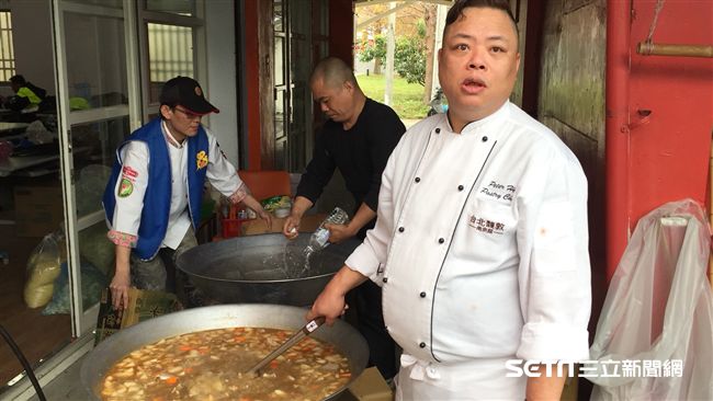 災區缺熱情！主廚返鄉「熱食不熄火」