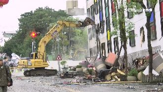 統帥開業41年拆除　老員工不捨道別