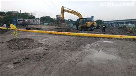 挖土機,怪手,鏟頭,身首分離,拾荒,砂石場,五股