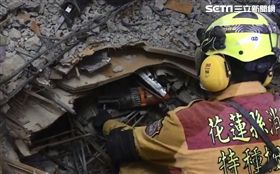 雲門翠堤搶救陸籍旅客
201房樓板位置進行3、4樓樓板破壞