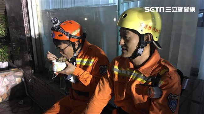 環境惡劣　隊員不放棄：這是我家鄉啊