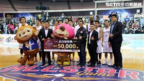 SBL明星白獲勝將獲得50000元（圖／記者劉家維攝）