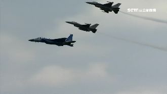 新加坡空軍慶50周年　各國戰機較勁