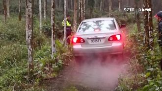 探祕境迷航卡泥路！警搬石塊助人脫困