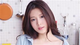 雞排妹鄭家純（翻攝自雞排妹臉書）