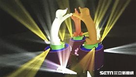 2018台北燈節主燈,幸福魔力狗。（圖／記者簡佑庭攝）