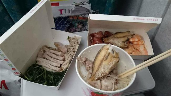 媽媽牌早餐長這樣　網友瘋喊：好羨慕