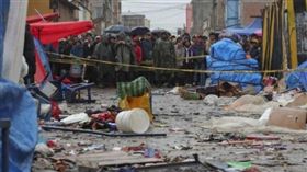 玻利維亞西部城市奧魯羅（Oruro）嘉年華附近發生氣爆（圖／翻攝自推特）
