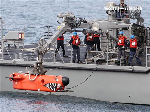 107年海軍春節加強戰備。（記者邱榮吉/攝影）