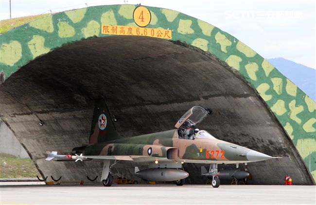 107年空軍春節加強戰備。（記者邱榮吉/攝影）