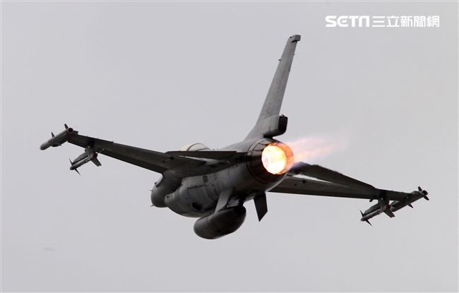 107年空軍春節加強戰備。（記者邱榮吉/攝影）