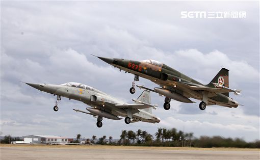 107年空軍春節加強戰備。（記者邱榮吉/攝影）