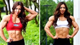 日前有網友在臉書社團「爆笑公社」PO出一位韓妞的影片，從影片可看到她的肌肉曲線相當完美，有如「金剛芭比」，不少網友看到韓妞的「反差萌」，紛紛笑說「媽啊，我會打輸她！」（圖／翻攝自Yeon Woo Jhi Instagram）