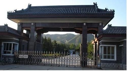 陸秦城監獄關的高官　過年吃什麼？