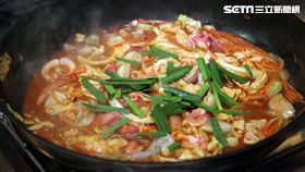 圍爐,年菜剩菜,年菜再利用,誠品行旅,起司海鮮辣炒蘿蔔糕。（圖／記者簡佑庭攝）