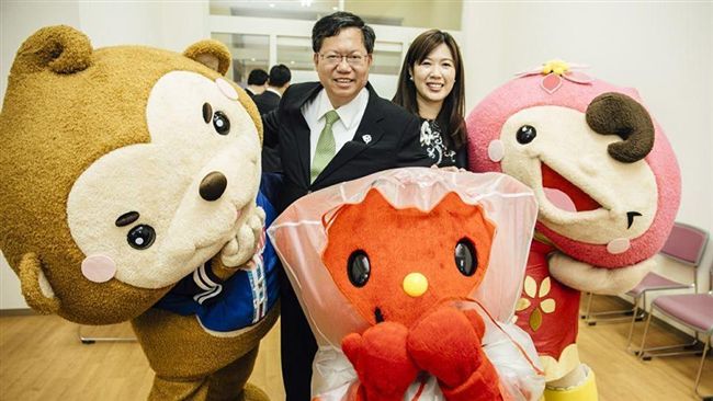 妻紙條述愛　鄭文燦放閃：我永遠愛妳