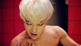 權志龍,GD（圖/翻攝自微博）